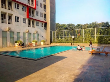 cozy studio at elvis tower apartment