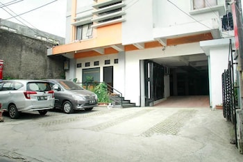 cozy residence cipedes bandung