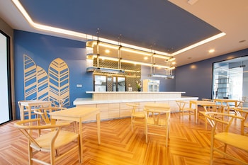 golden paradise hotel