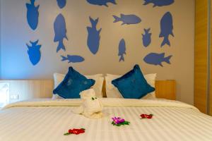 golden paradise hotel