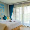golden paradise hotel