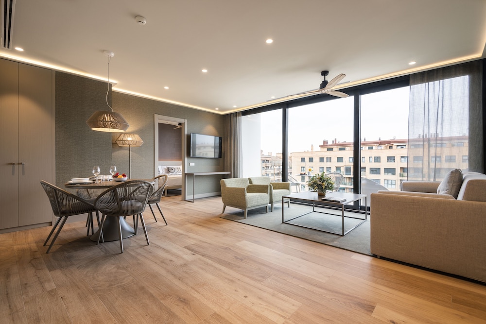 apartamentos core suites valencia