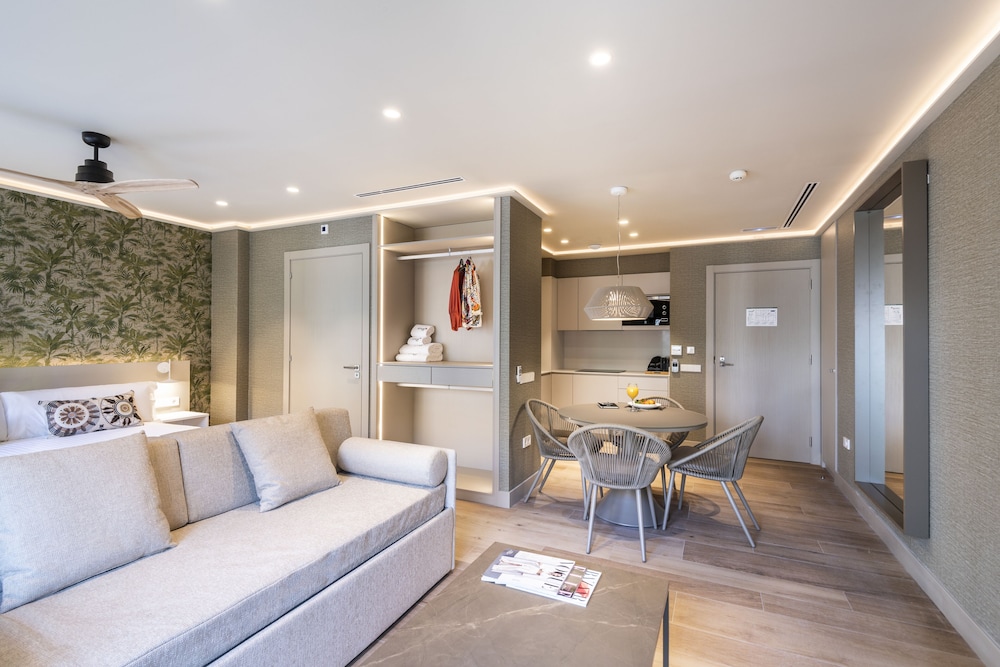 apartamentos core suites valencia
