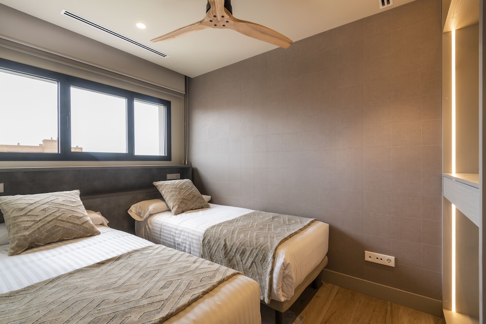 apartamentos core suites valencia