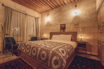 vasil cave hotel