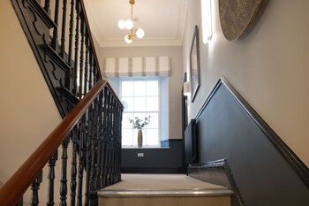 Redmayne House,,0 star