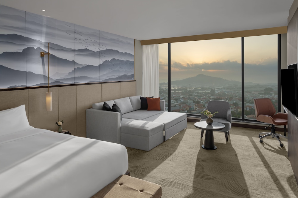 crowne plaza vinh yen city centre an ihg hotel