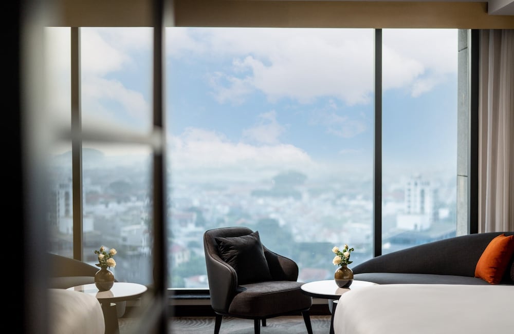 crowne plaza vinh yen city centre an ihg hotel