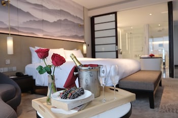 Crowne Plaza Vinh Yen City Centre, An Ihg Hotel,,5 star