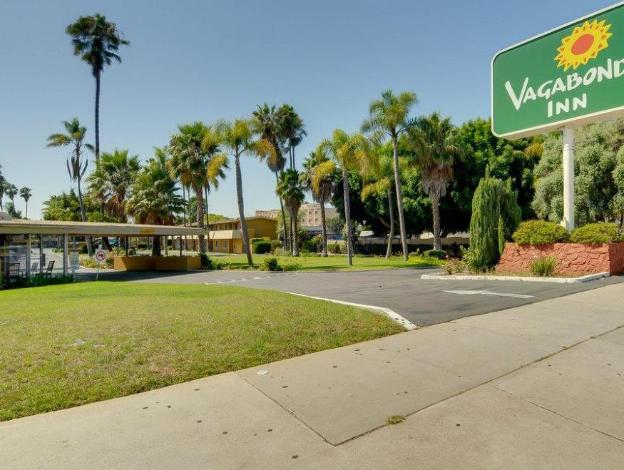 hotel palmeras chula vista