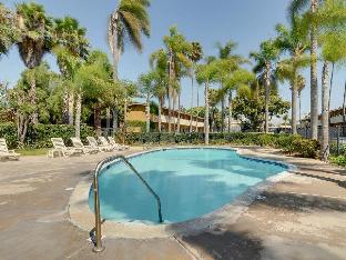 hotel palmeras chula vista