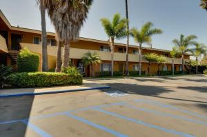 hotel palmeras chula vista