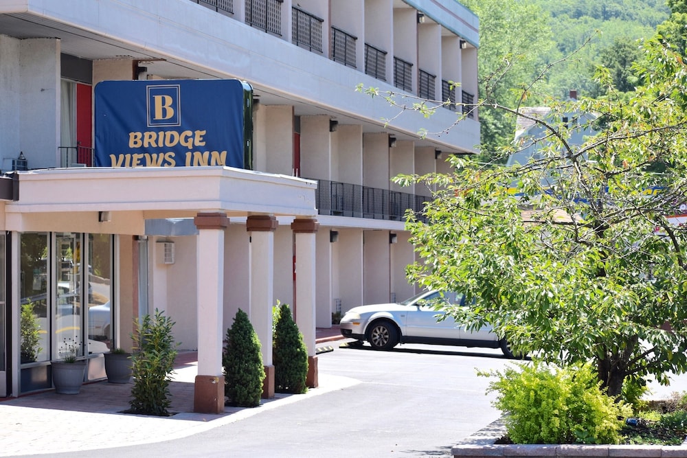 bridge views inn stroudsburg ex econo lodge