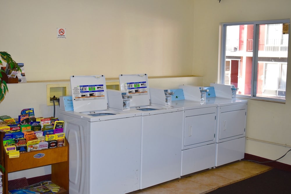 bridge views inn stroudsburg ex econo lodge