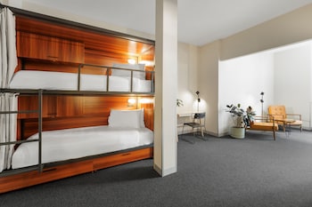 selina central melbourne