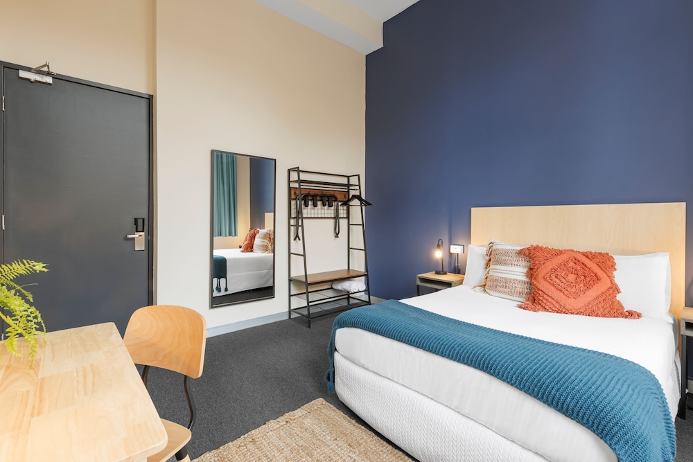 selina central melbourne