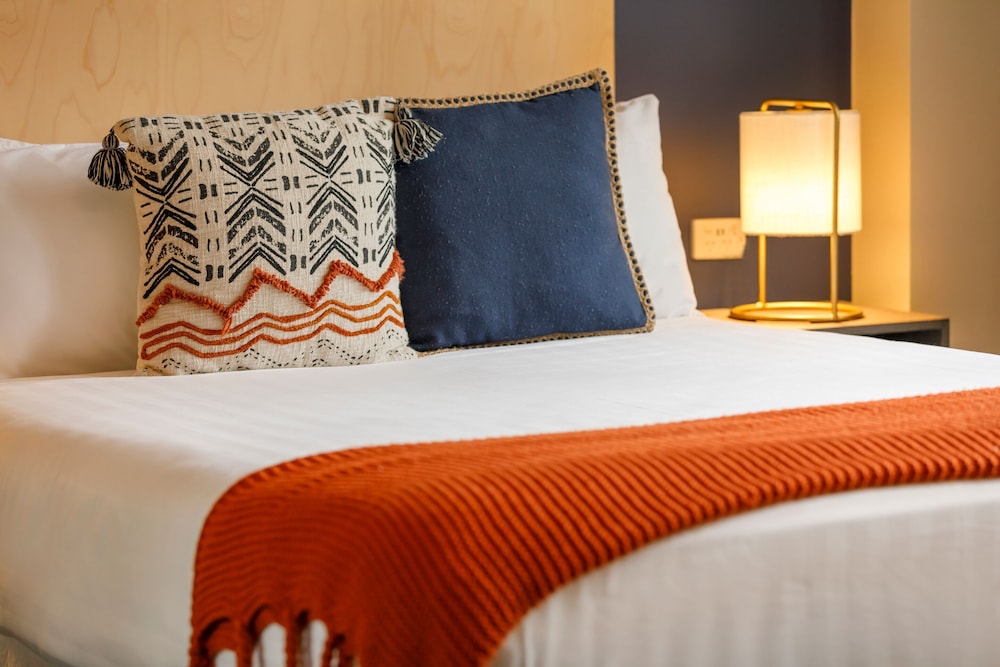 selina central melbourne