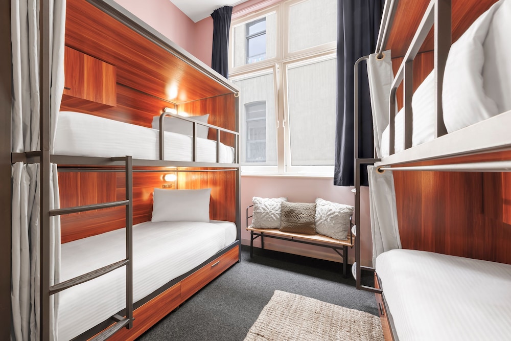 selina central melbourne