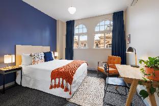 selina central melbourne