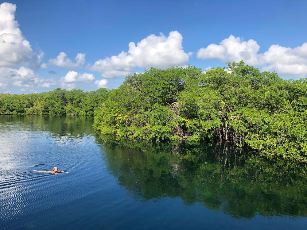 yaxchen tulum cabanas and cenote