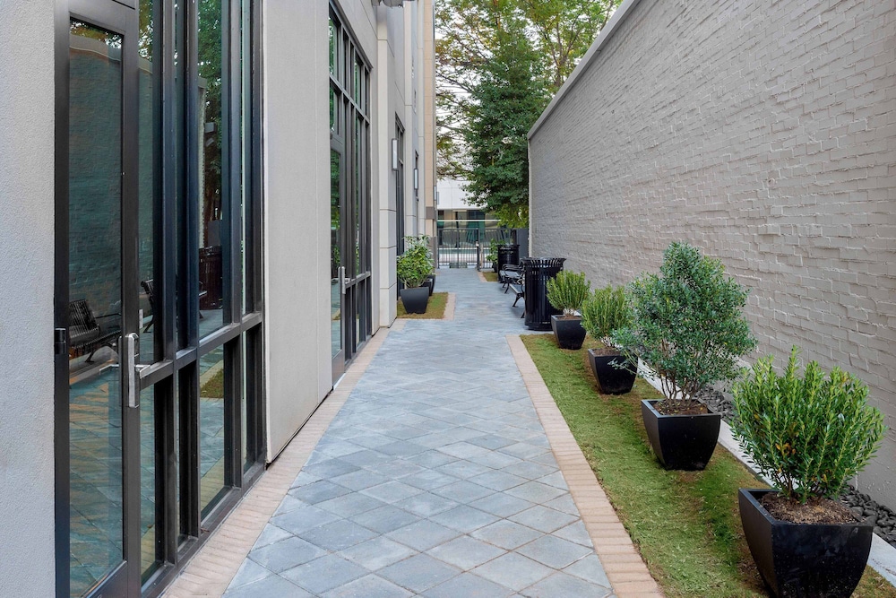 courtyard by marriott atlanta midtown