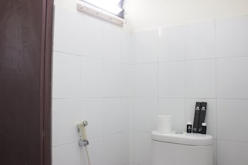 minimalist 2br apartment at gateway ahmad yani cicadas