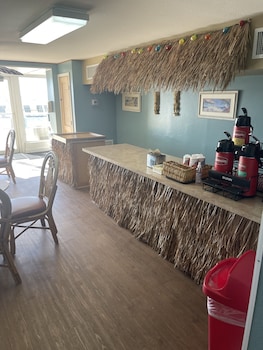 getaways at destin holiday beach resort