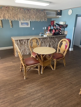 getaways at destin holiday beach resort