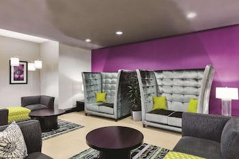 la quinta inn and suites by wyndham rockport fulton