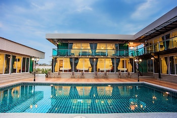 Royal Graces Pool Villas,,3 star