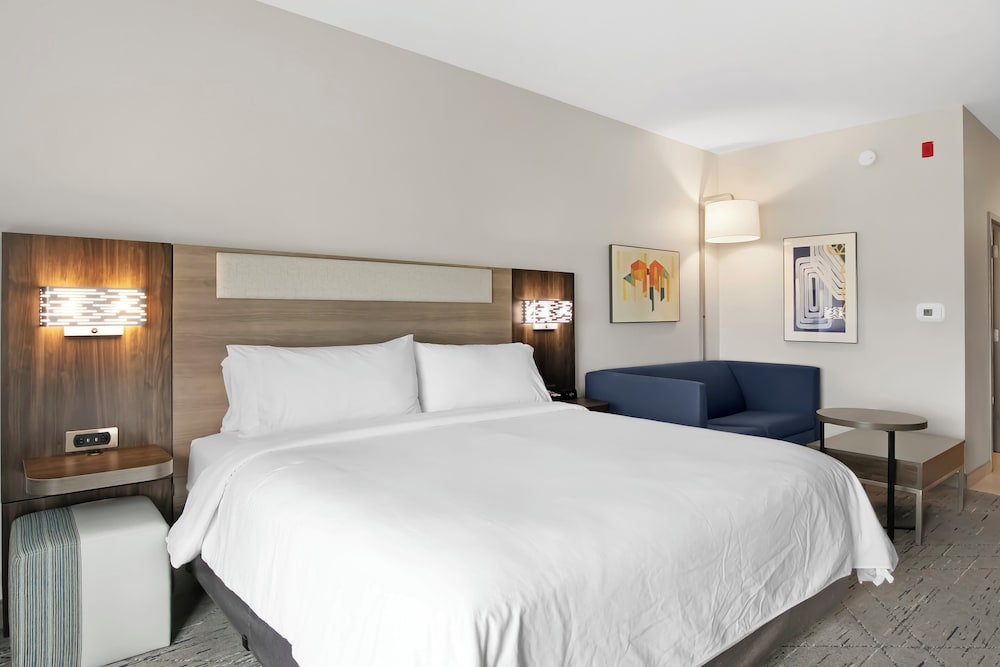 holiday inn express gulfport beach an ihg hotel