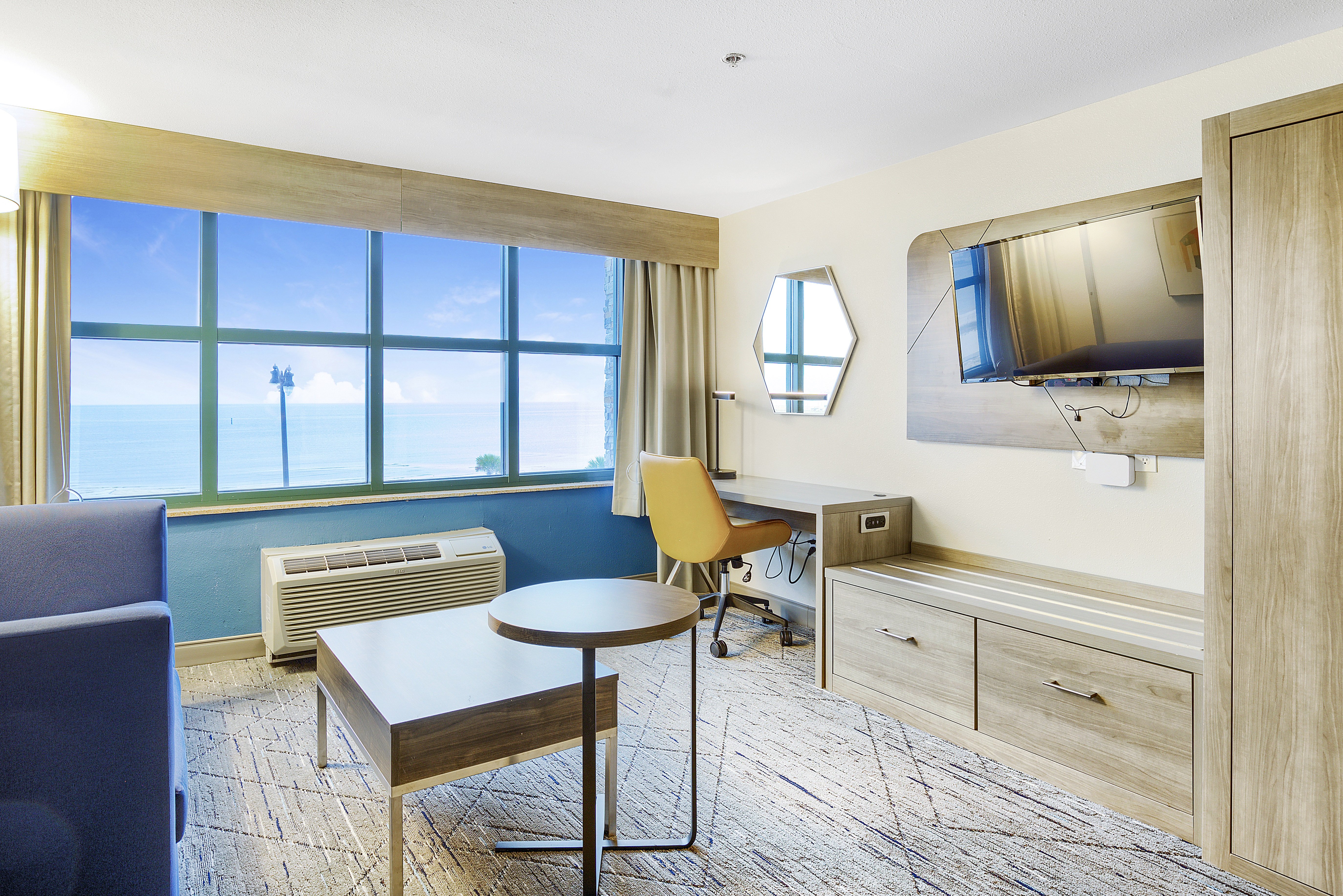 holiday inn express gulfport beach an ihg hotel