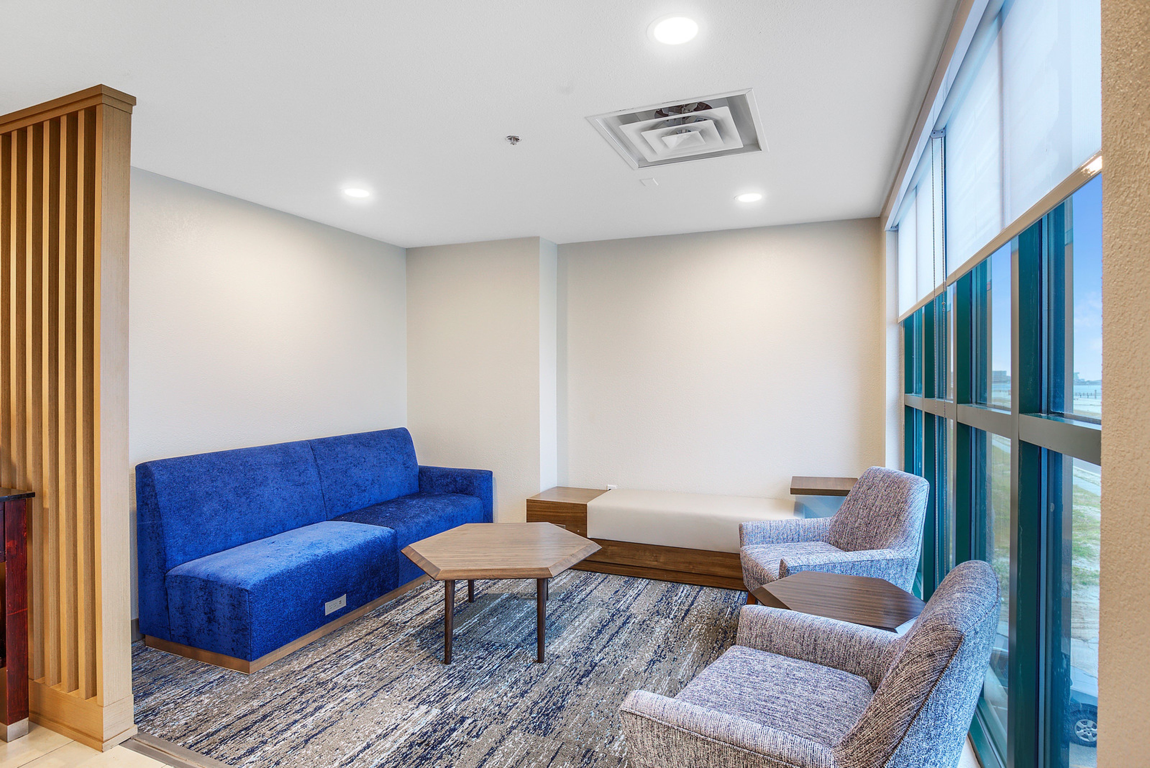 holiday inn express gulfport beach an ihg hotel