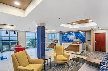 holiday inn express gulfport beach an ihg hotel