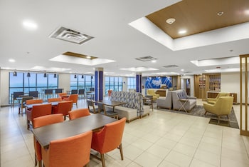 Holiday Inn Express Gulfport Beach, An Ihg Hotel,,3 star