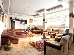 Temple Hotel,,3 star