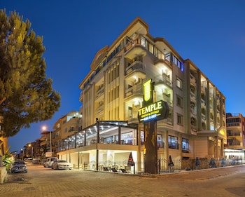 temple hotel