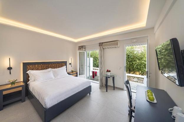 hotel petinos