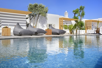 hotel petinos