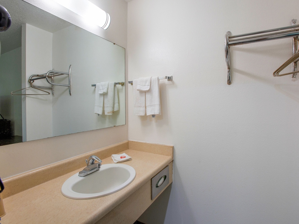 oyo woodland hotel and suites