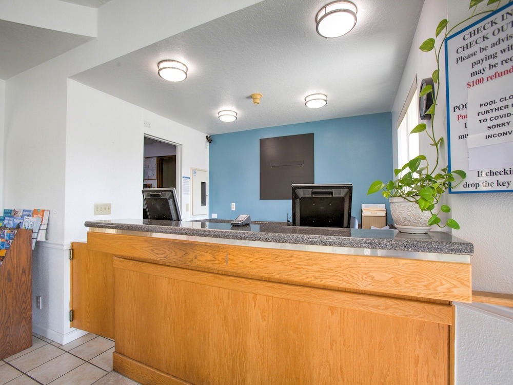oyo woodland hotel and suites