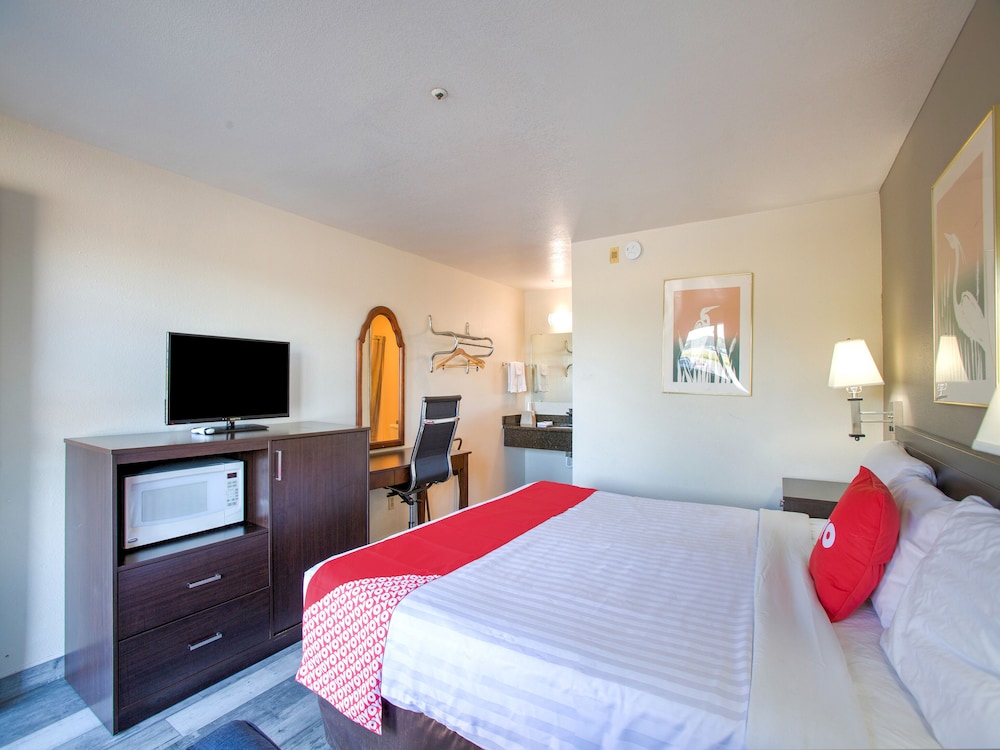 oyo woodland hotel and suites