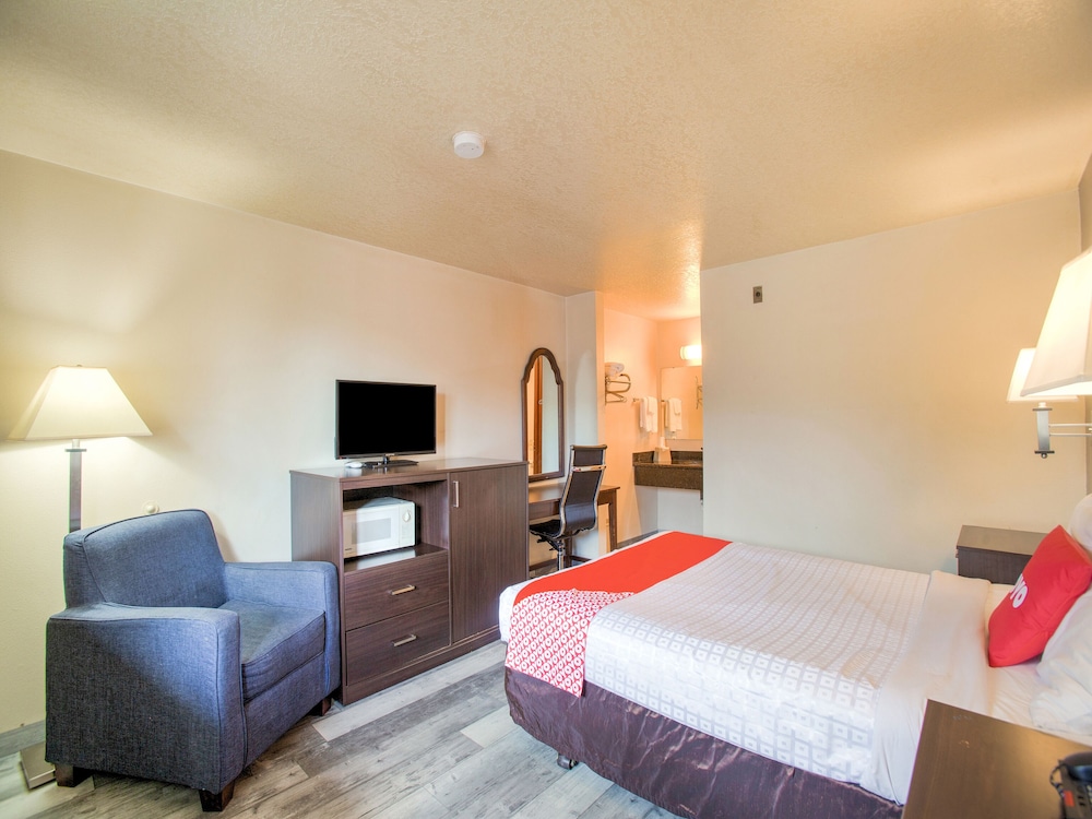 oyo woodland hotel and suites