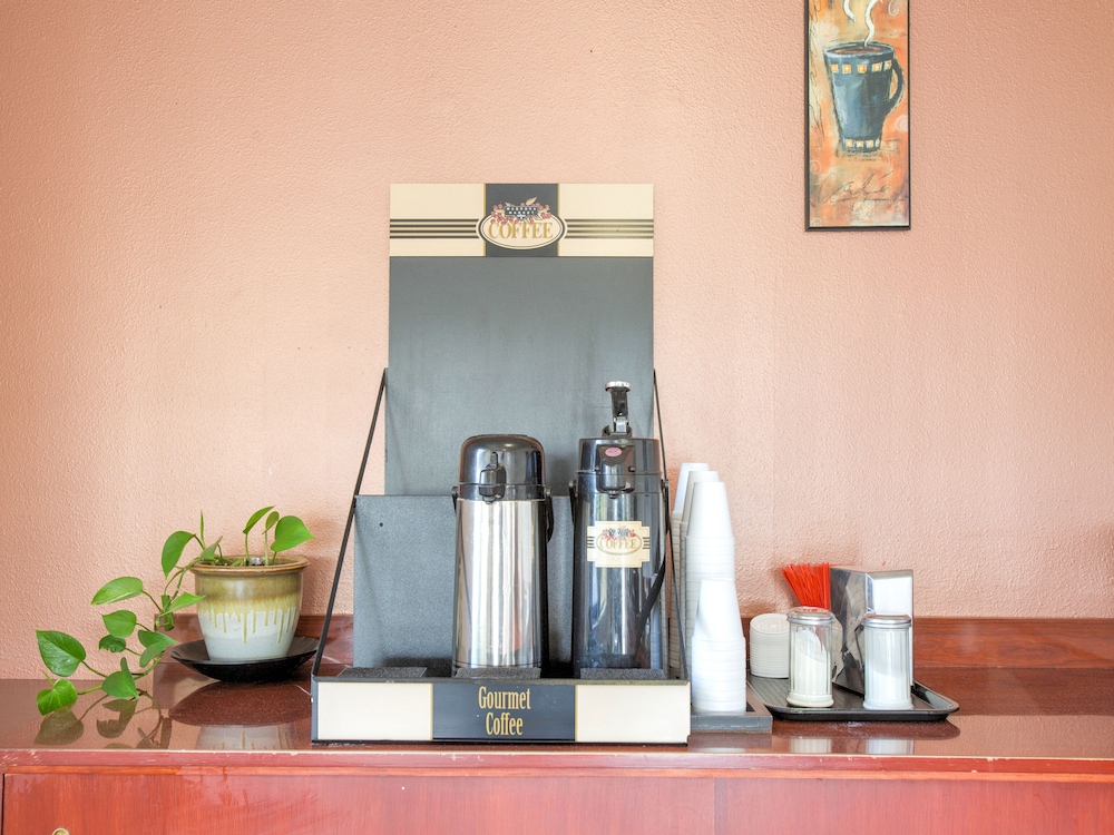 oyo woodland hotel and suites