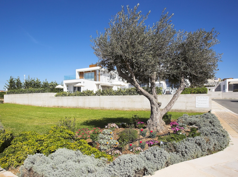 paradise cove beach villas