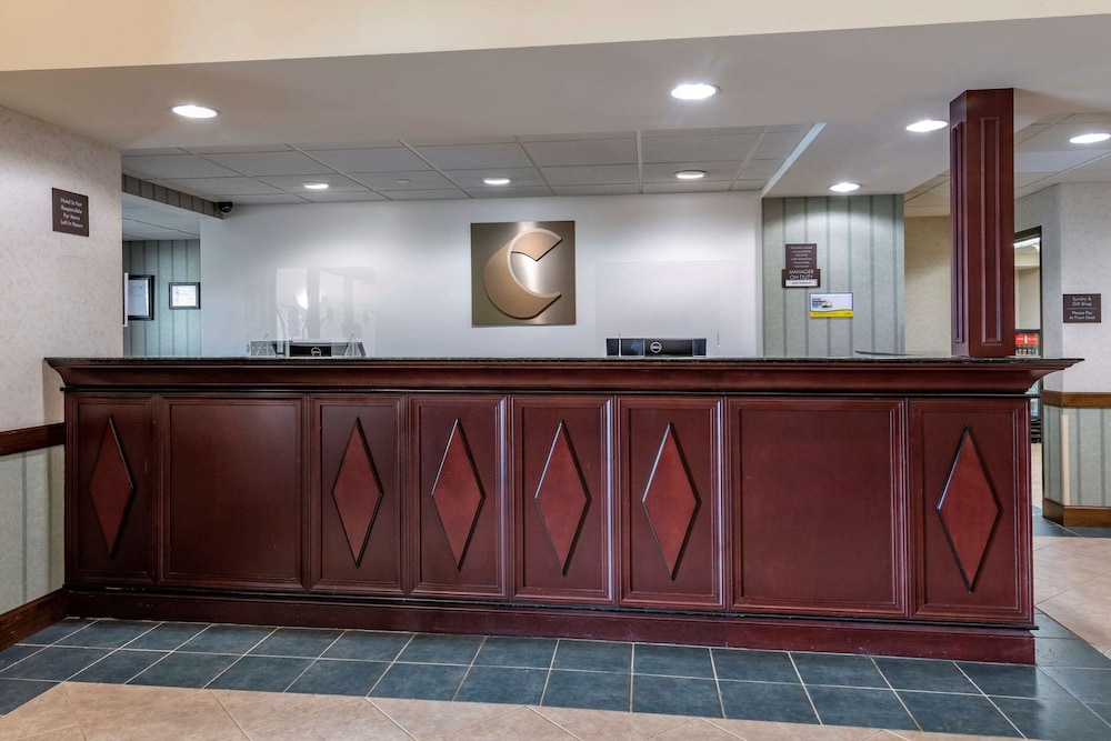 comfort inn and suites