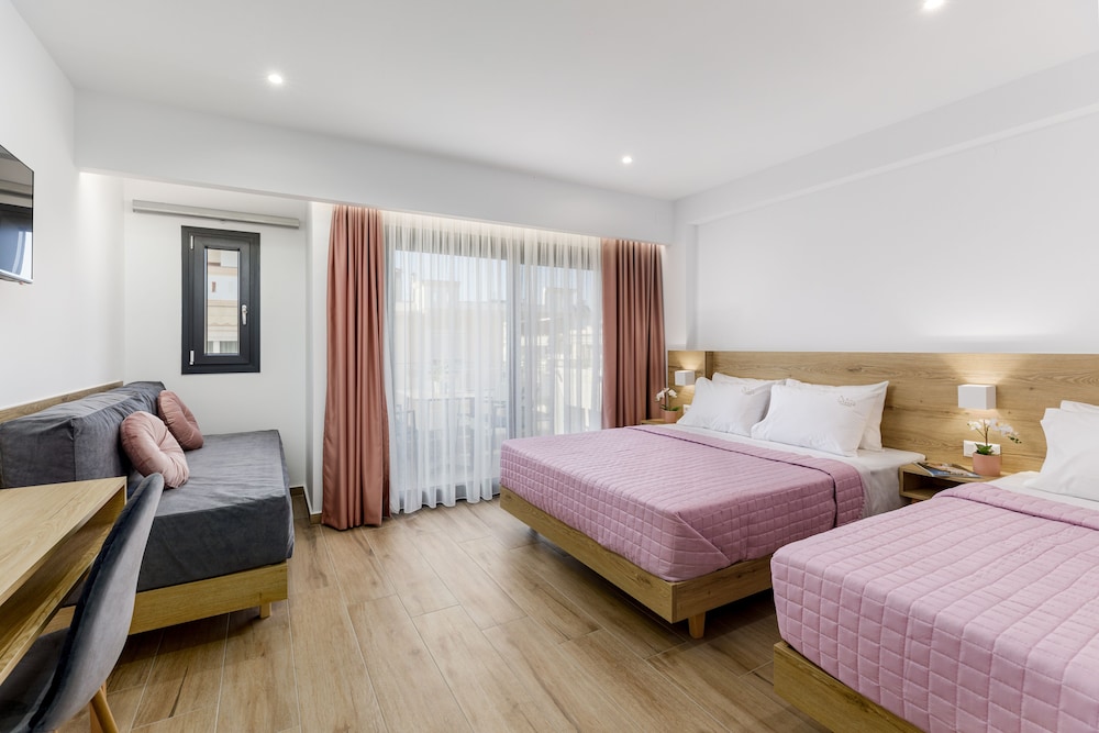 anassa suites
