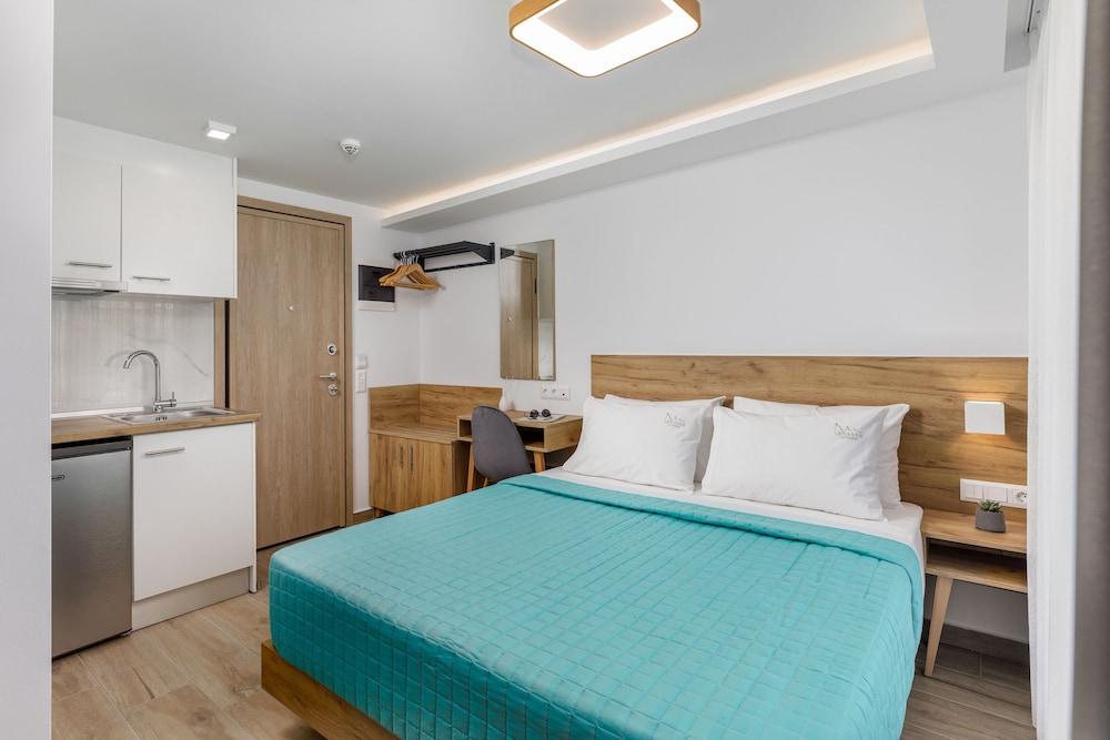 anassa suites