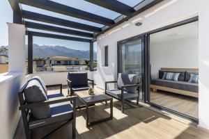 anassa suites