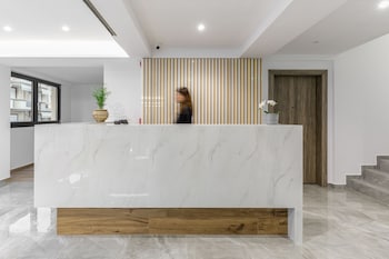 anassa suites